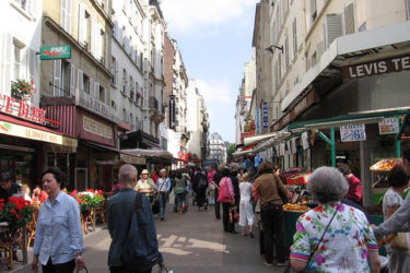 Rue de Lévis