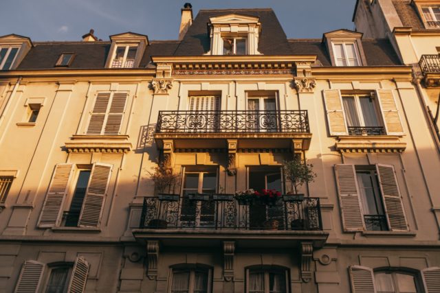 Photo showing an attractive, classic Paris property - the sort that is often popular with Airbnb users